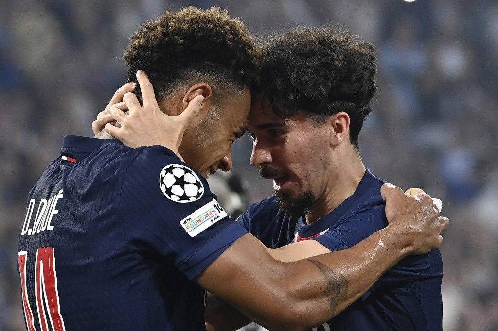 Bajnokok Ligája, BL, döntő, 2025, PSG, Inter, München, MUNICH, GERMANY, MAY 31:
Desire Doue (L), of Paris Saint-Germain, celebrates with his teammates after scoring his side's second goal during the UEFA Champions League football final match between Paris