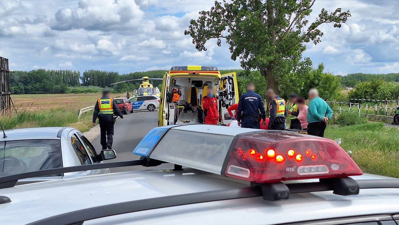 Borítókép: Baleset Balmazújváros és Nagyhegyes között (Forrás: HAON)