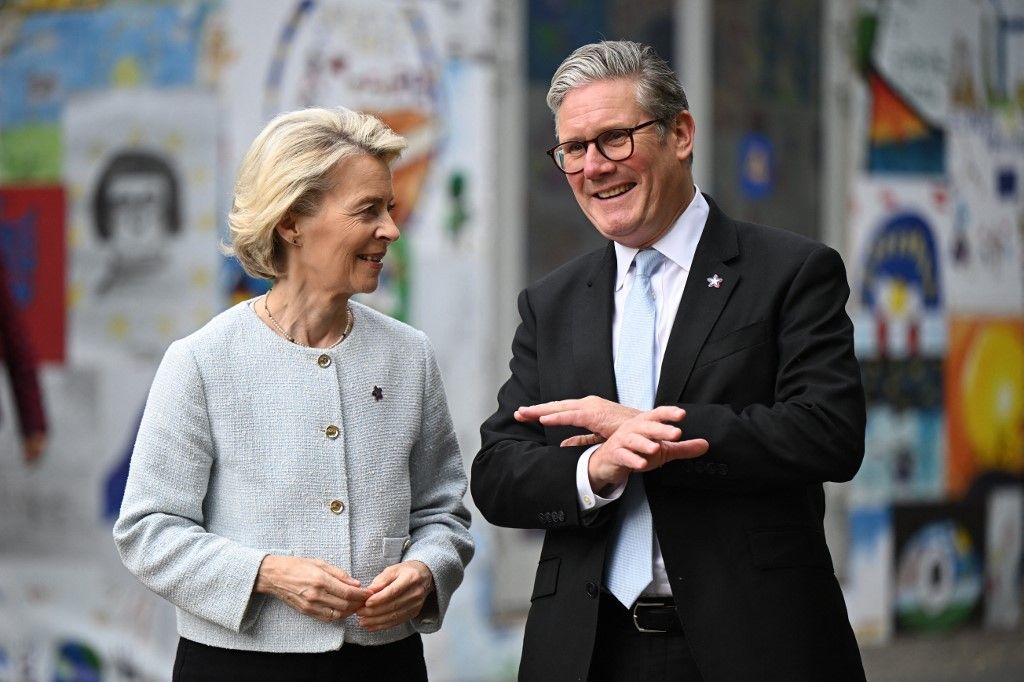 Keir Starmer brit miniszterelnök és Ursula Von der Leyen, az Európai Bizottság elnöke a fiatalok mozgási szabadságáról is egyeztethet az EU-főtárgyaló szerint