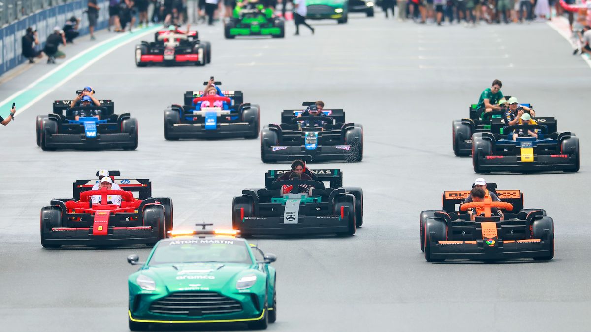 Életnagyságú Lego-autók köröztek az F1 Miami Nagydíjon