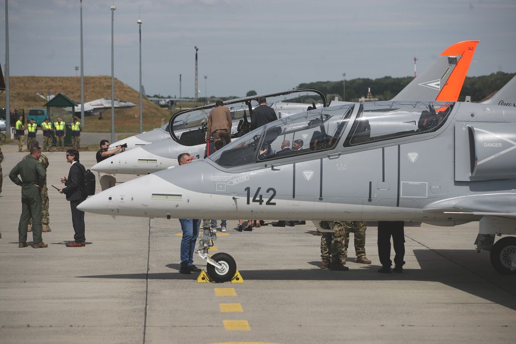 L-39 Skyfox
