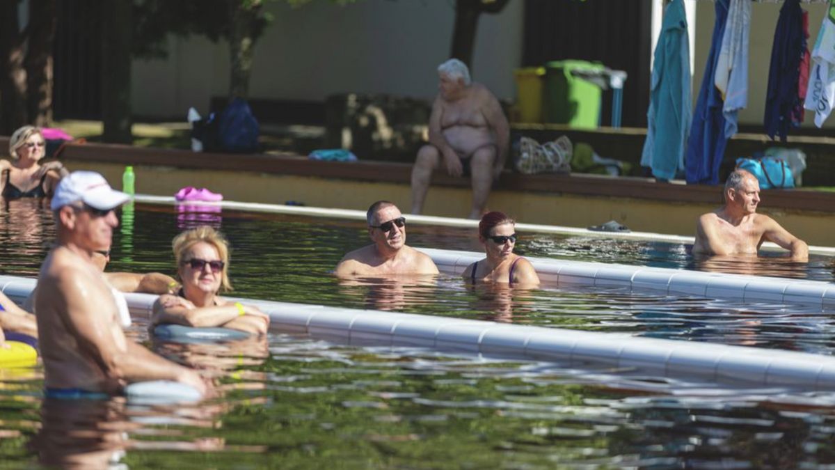 Megnyitott a hajdúszoboszlói strand