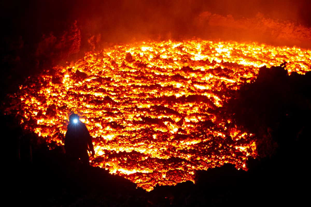 Illusztráció egy orosz vulkánkitörésről