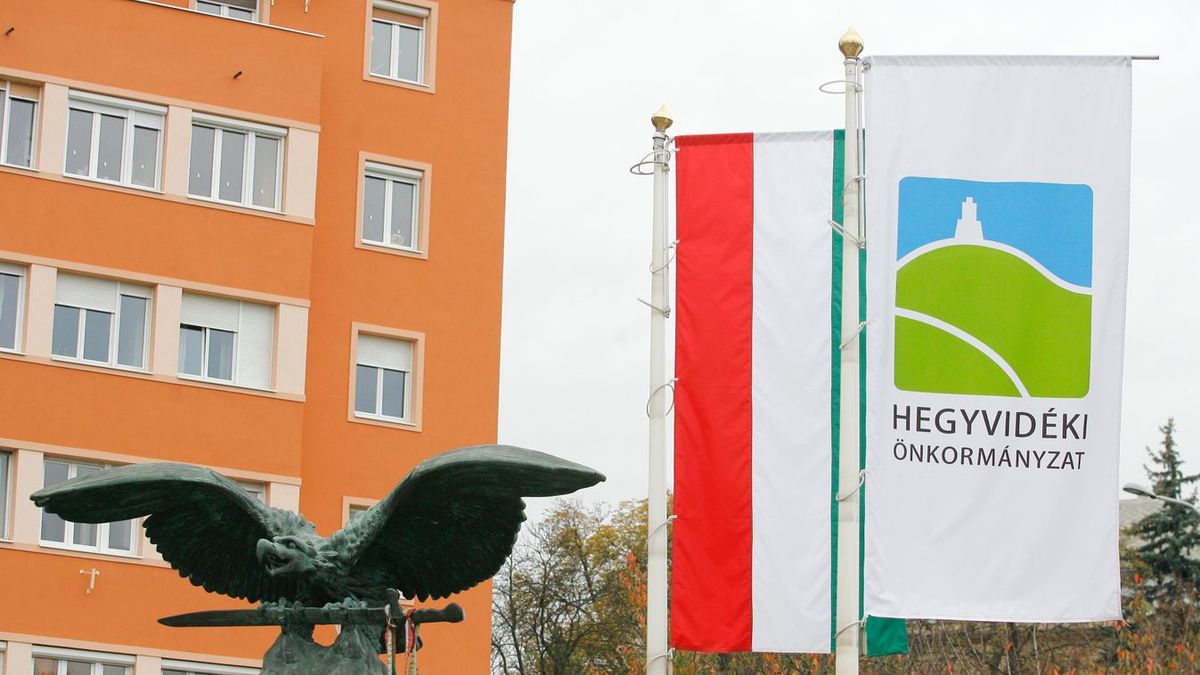 Műemlékké nyilvánítanák a hegyvidéki turulszobrot