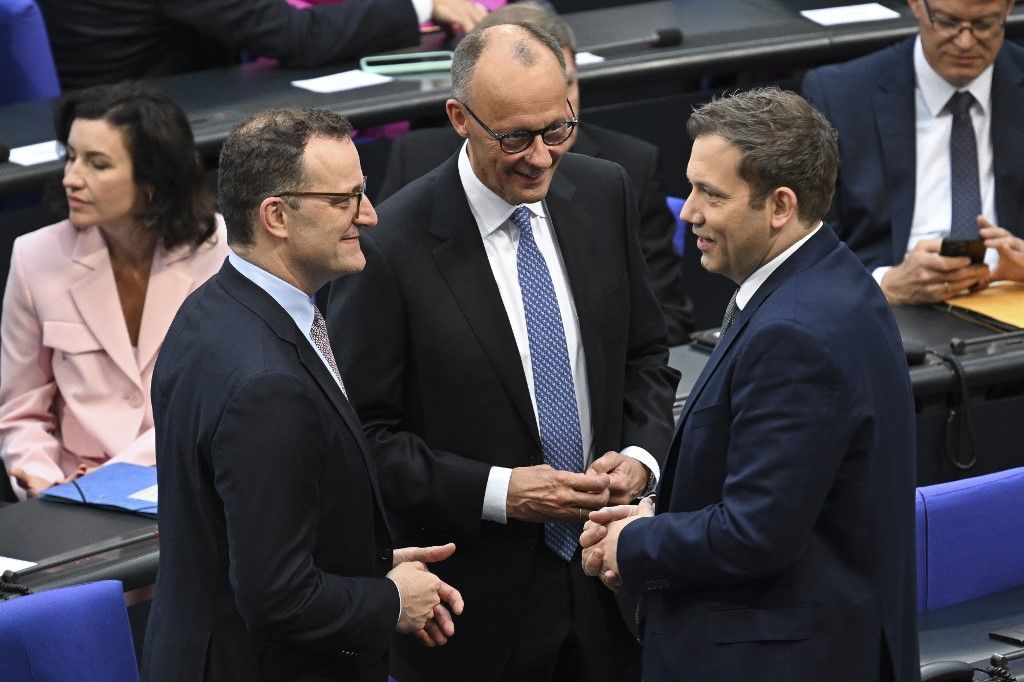 Friedrich Merz konzervatív frakcióvezető (k) részt vesz a német kancellárválasztás első fordulójában a berlini parlamentben 2025. május 6-án (Fotó: AFP)