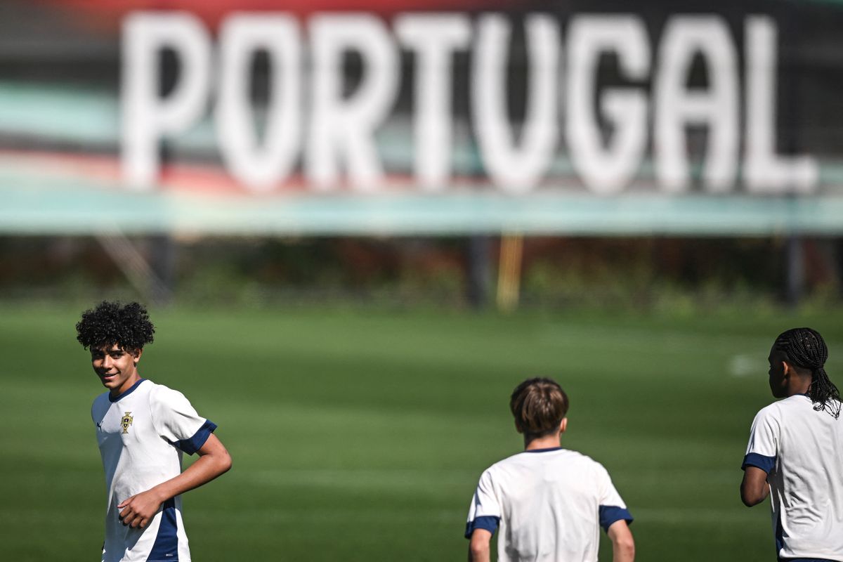 Cristiano Ronaldo fia, Cristiano Ronaldo Jr. bemutatkozott a portugál válogatottban, és első góljára sem kellett sokat várni.