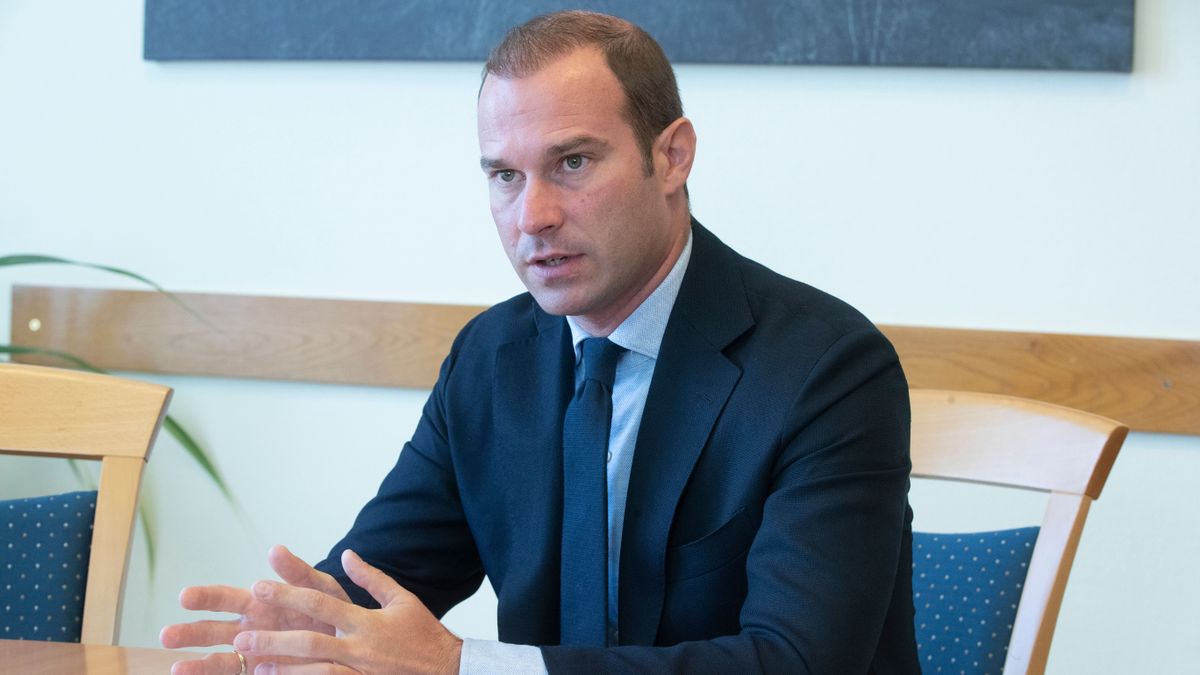 Hollik István: Ha beerőltetik Ukrajnát az EU-ba, akkor Magyarországnak nem jut uniós forrás