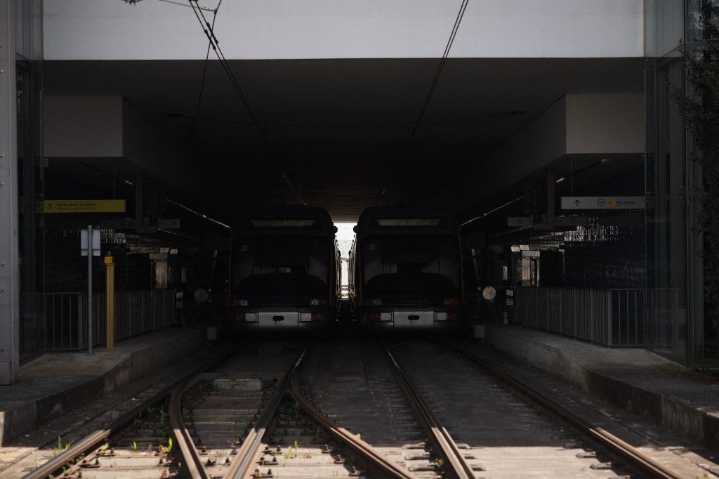 Metróállomás az áramszünet alatt Vila Nova de Gaia-ban, Porto régióban (Fotó: AFP)