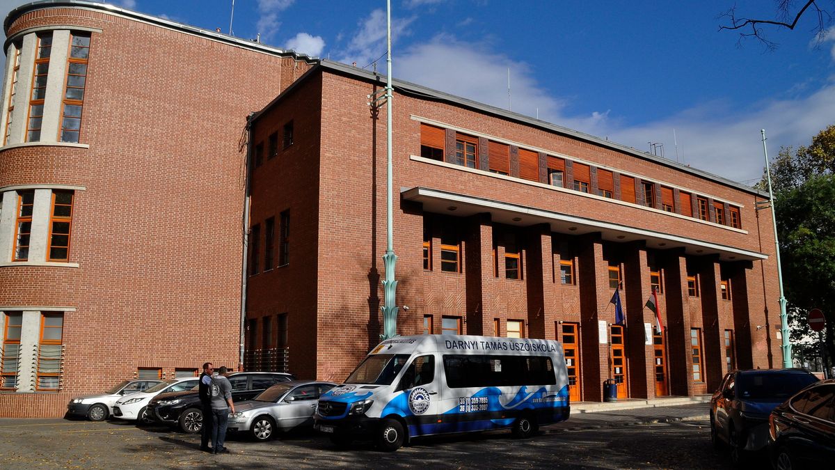 Egy karosszékban találták holtan a legandás magyar edzőt, döbbenetes tévedés okozta a halálát