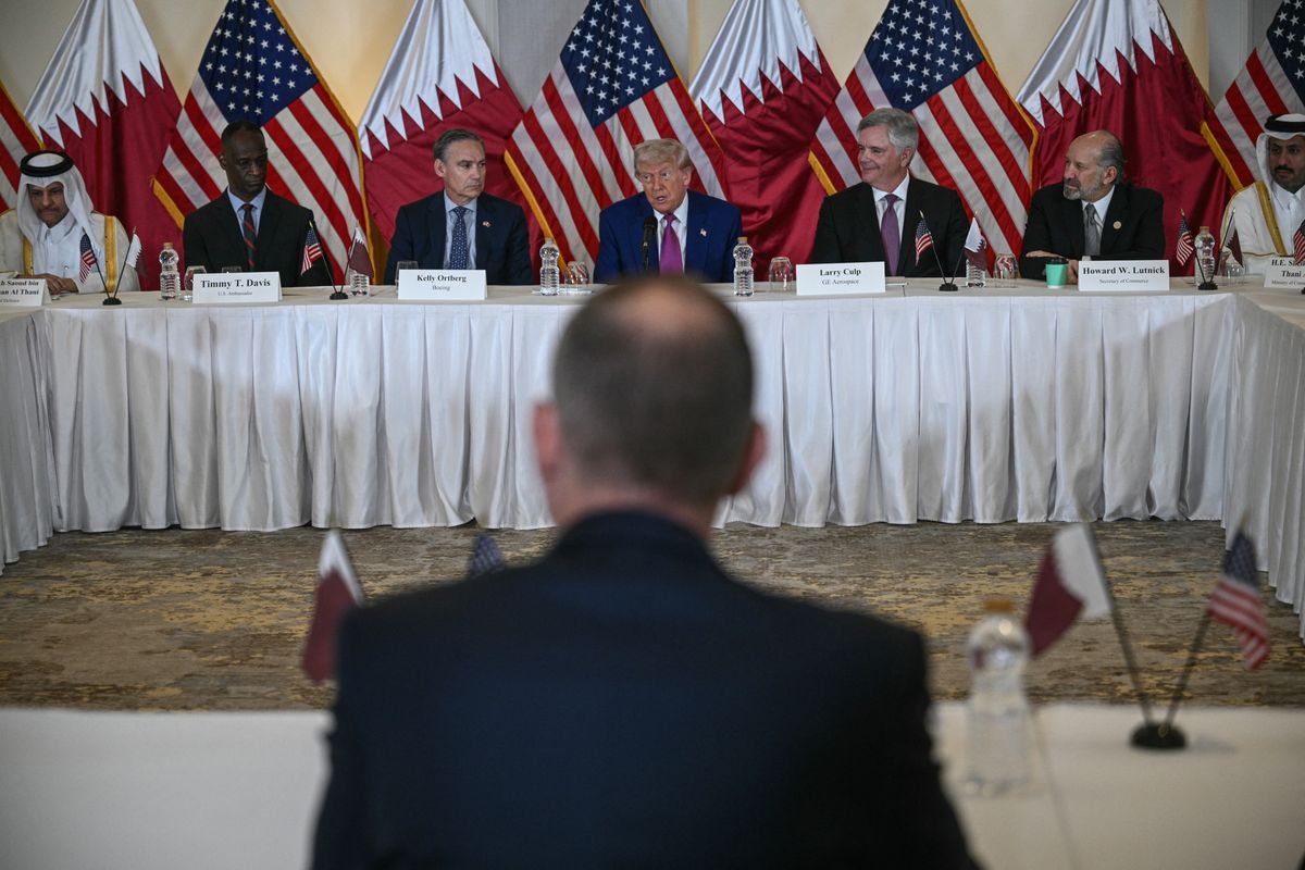 Donald Trump Katarban folytatja közel-keleti turnéját