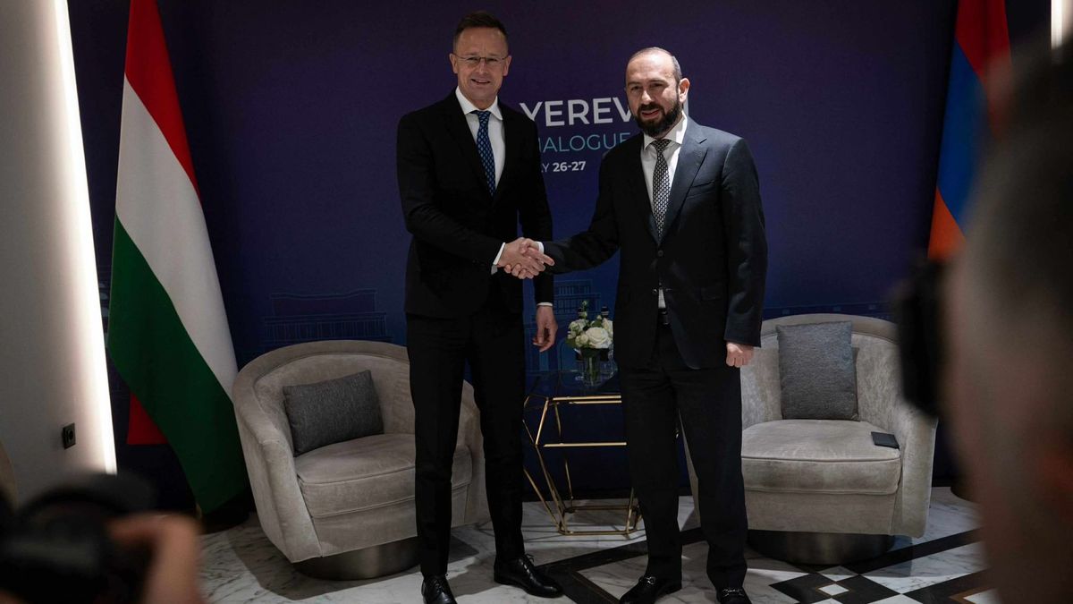 Szijjártó Péter Jerevánban