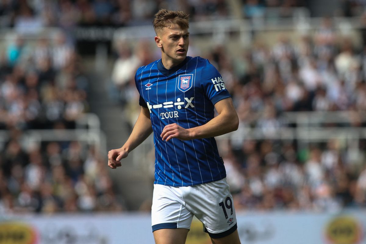 Liam Delap, az FTC asszisztensedzőjének fia már nem sokáig viseli az Ipswich Town mezét, a Chelsea és a Manchester United fut versenyt érte