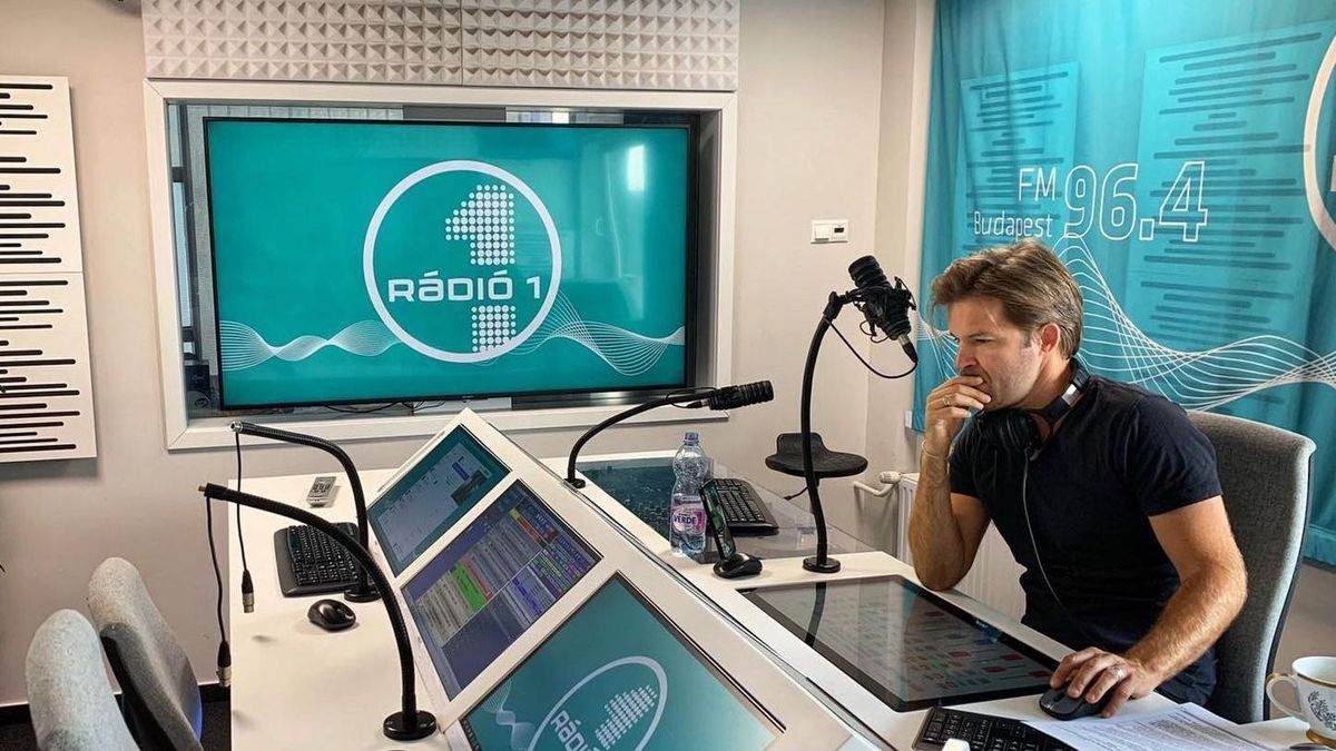 Balázsék miatt több mint kilencmillió forintos bírságot kapott a Rádió 1