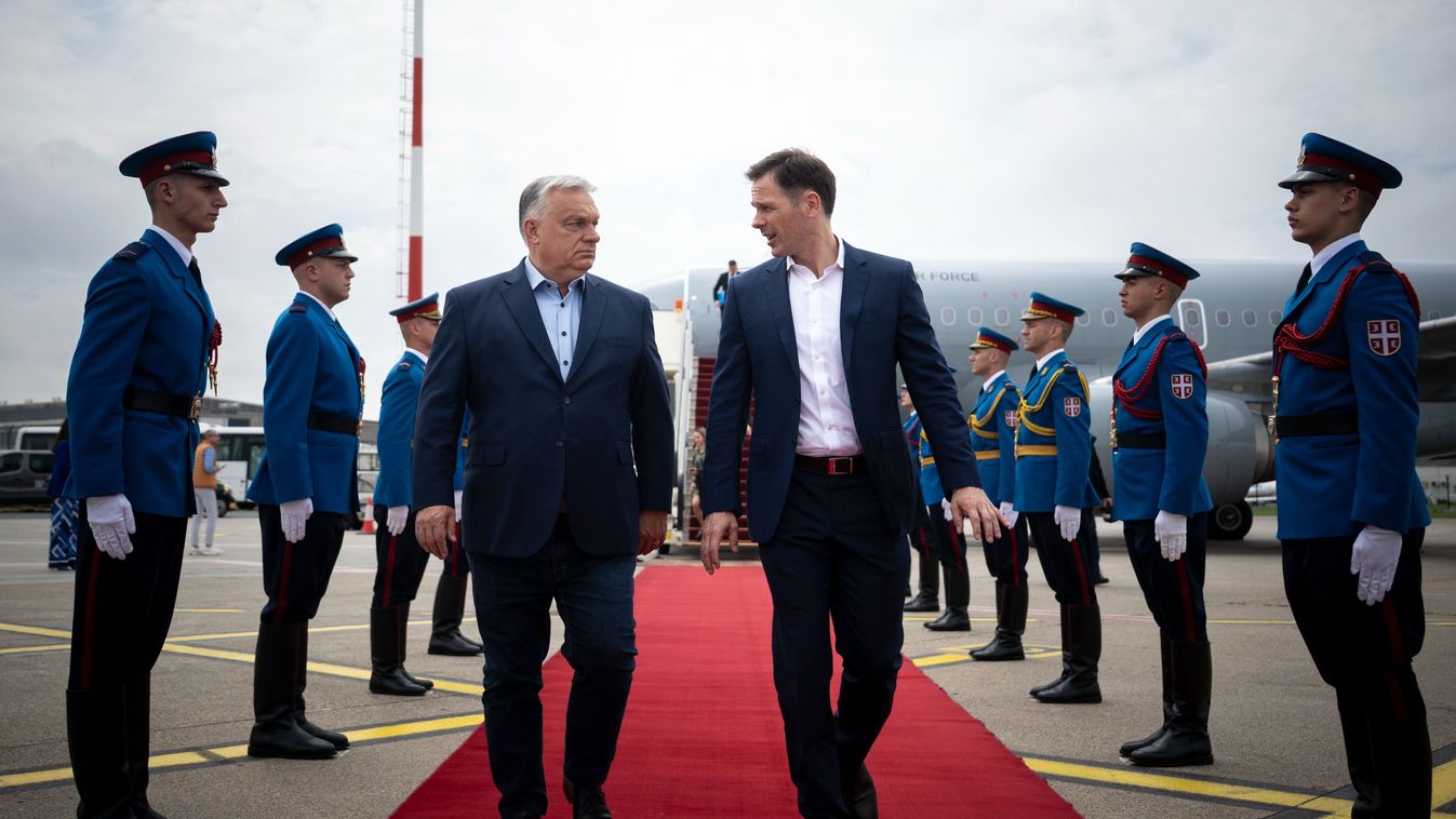 Orbán Viktor miniszterelnök megérkezik Belgrádba 2025. május 23-án. 