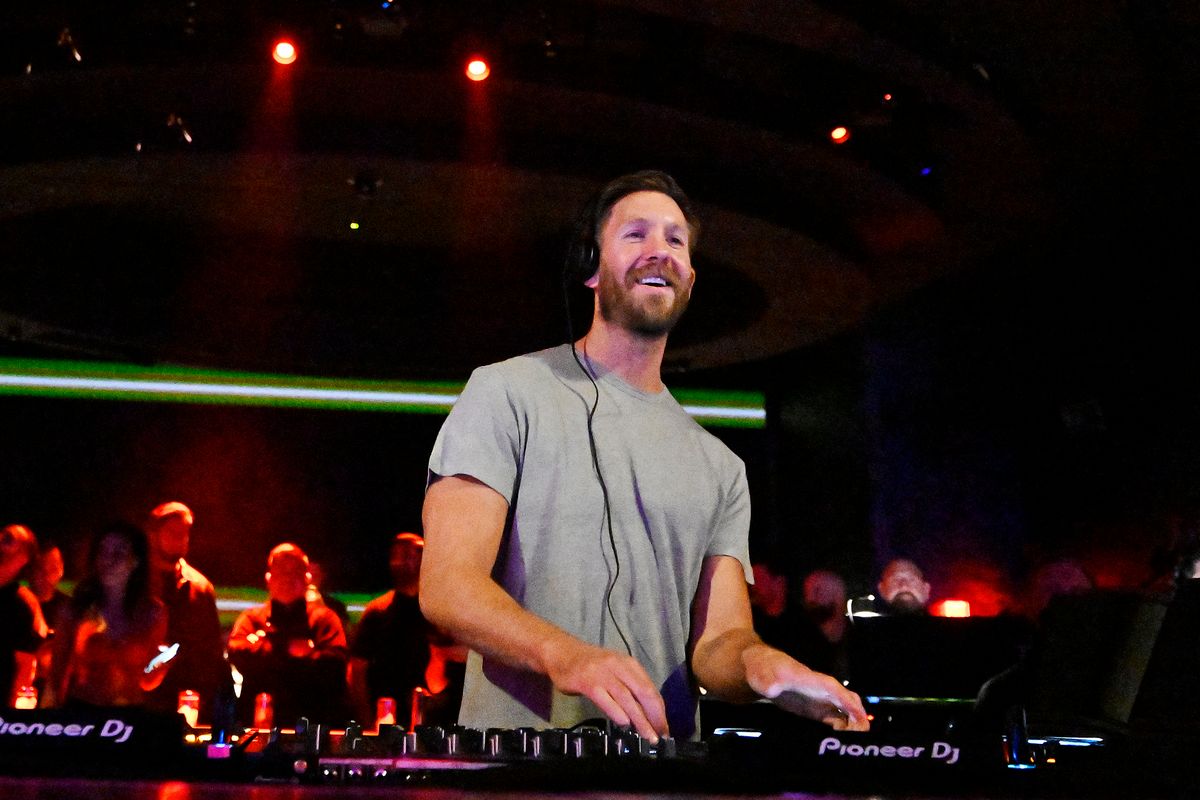 Calvin Harris a Liverpool egyik híres szurkolója