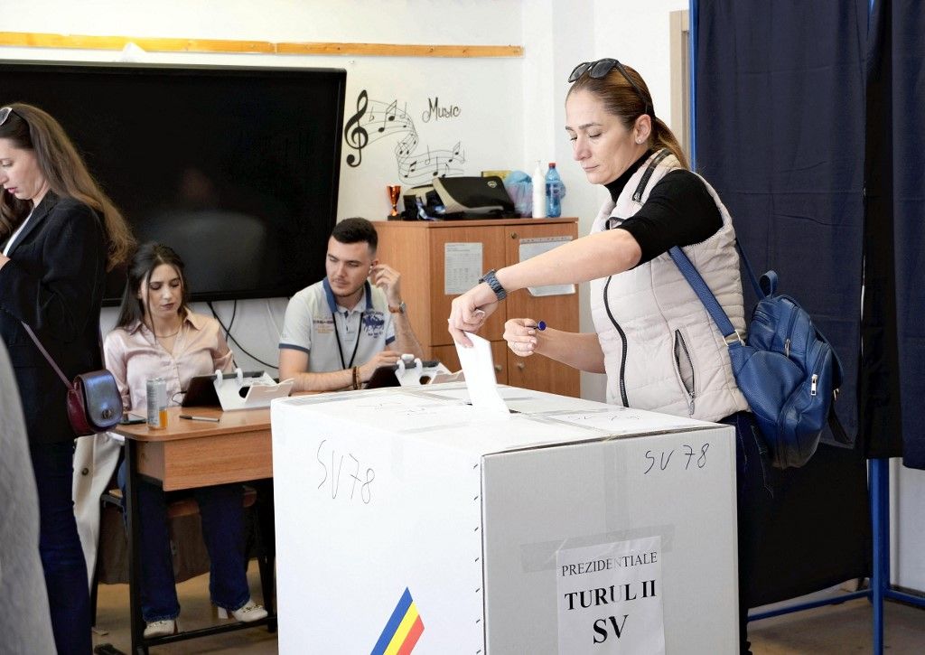 Az új román elnök a választás után hamarosan leteszi az esküt (Fotó: AFP)