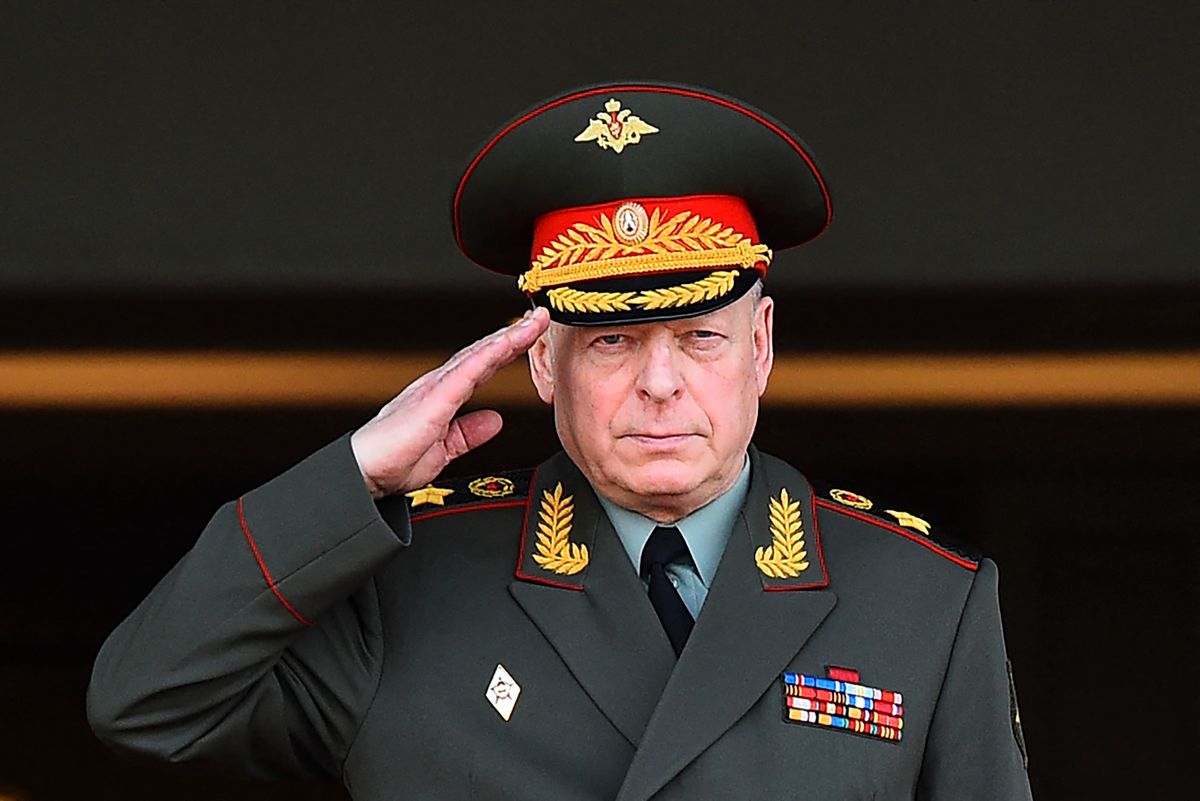Russian Commander-in-Chief of the Russian Ground Forces, Oleg Salyukov, stands at attention during a welcoming ceremony at the Sri Lanka Army Headquarters in Colombo on February 3, 2020. (Photo by ISHARA S. KODIKARA / AFP)