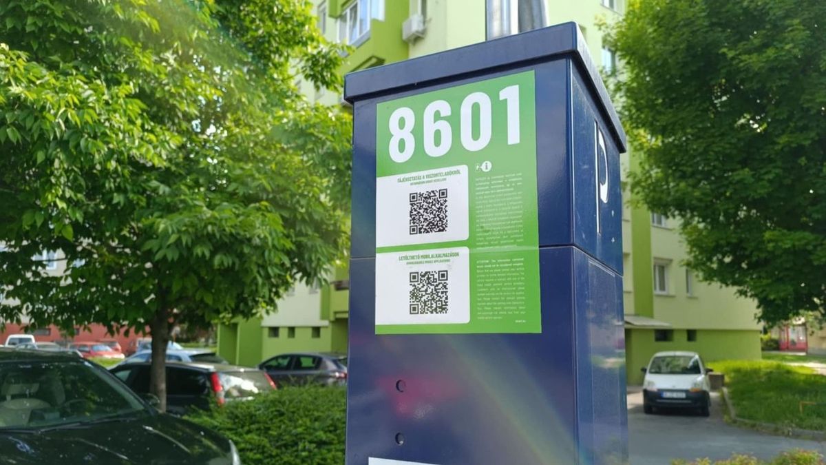 A csalók felfedezték maguknak a parkolóautomatákat, mutatjuk, hogy veheti észre, ha próbálkoznak