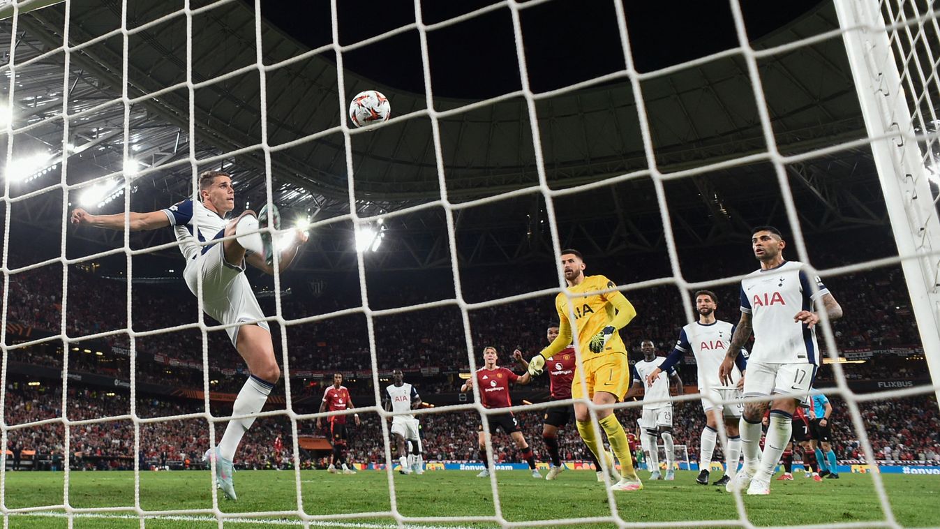 Micky van de Ven, Superman a Tottenham védőjének nagy mentése a Manchester United ellen El-döntőben