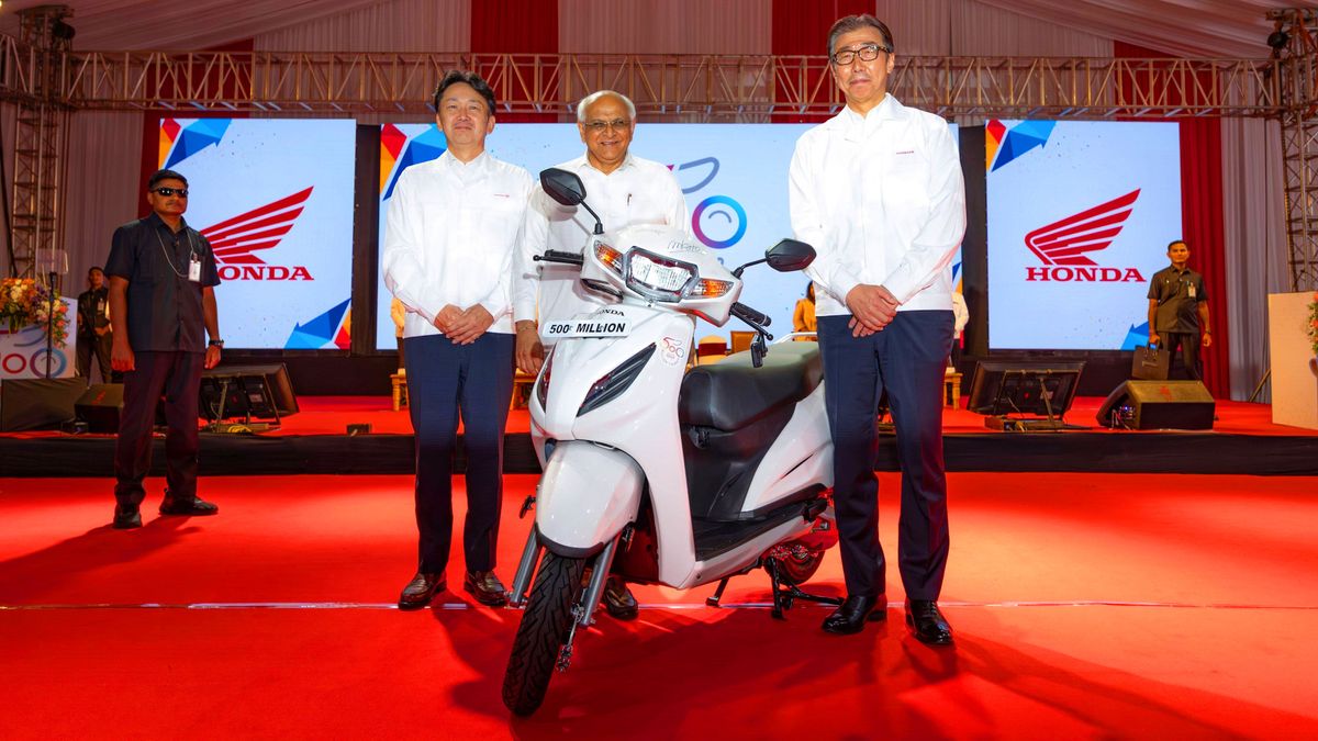 Ötszázmillió motorkerékpárt gyártott a Honda