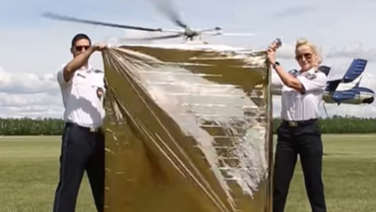 A rendőrök eltűntettek egy helikoptert a Balatonnál – már több mint 200 millióan látták a videót!