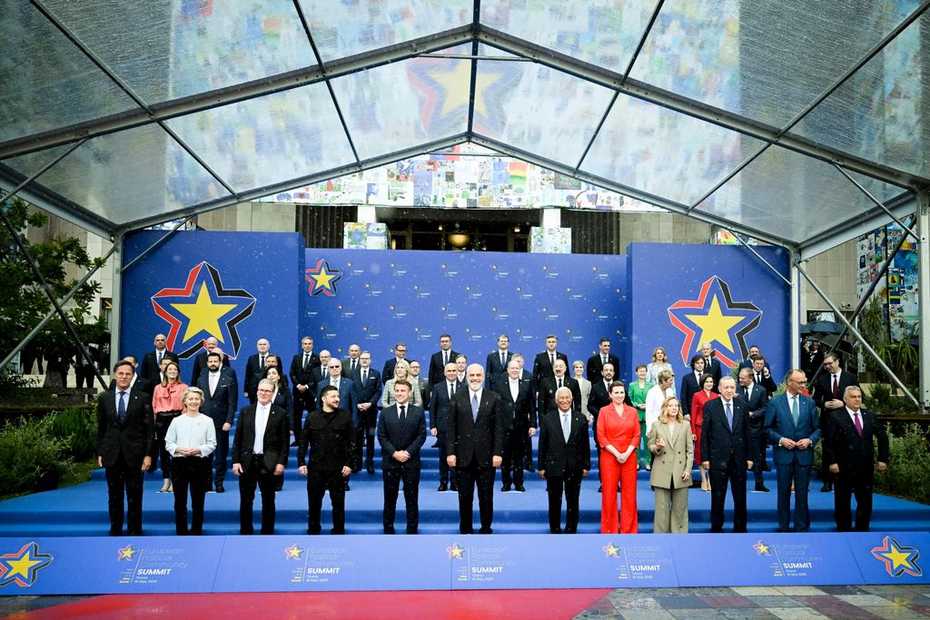 Az Európai Politikai Közösség csúcstalálkozója Tiranában