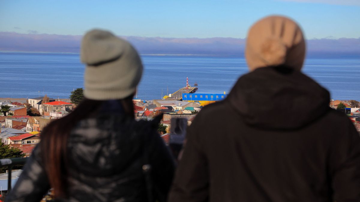 Chilében tömegek menekülnek a cunami elől