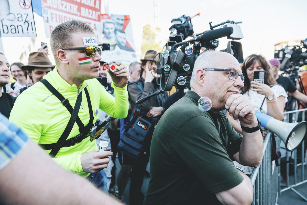 Hadházy féle tüntetés a Kossuth téren
