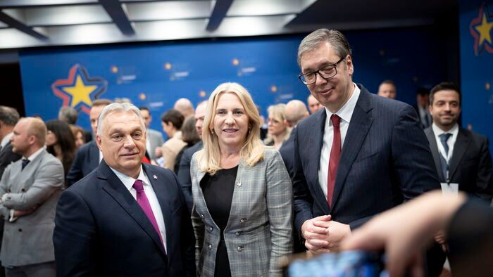 Az Európai Politikai Közösség csúcstalálkozója Tiranában