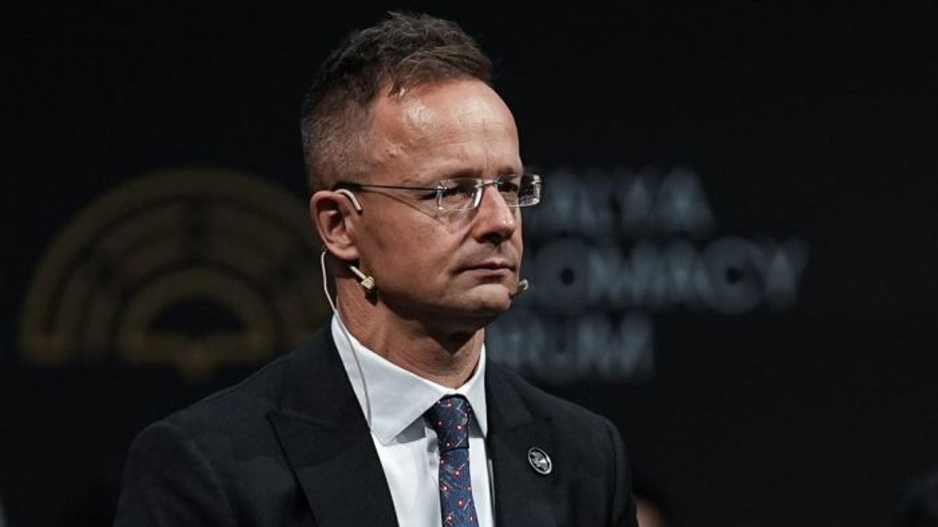 Hungarian Minister of Foreign Affairs and Trade Peter Szijjarto (Photo: Anadolu via AFP) 