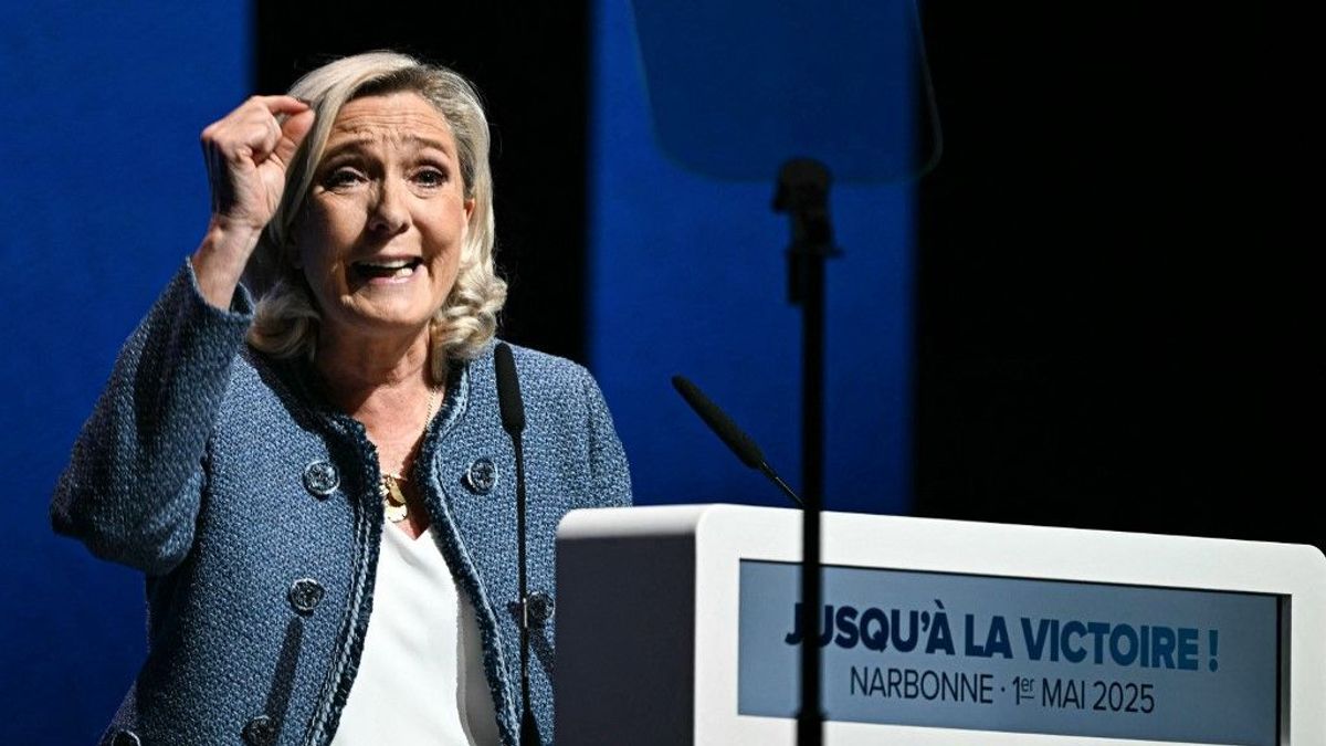 Másfél évtizede figyelmeztet az iszlamista beszivárgásra Le Pen