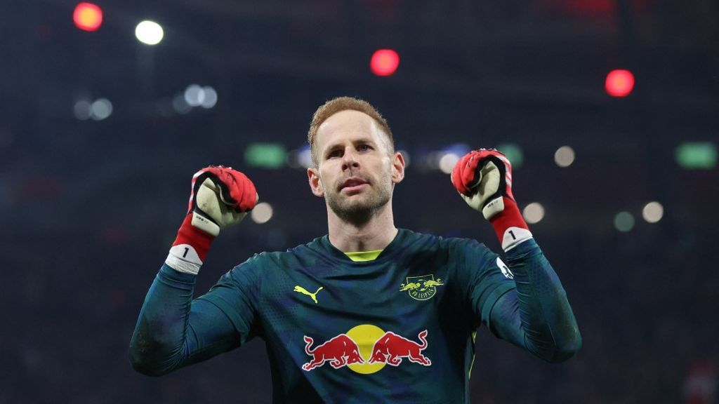 Gulácsi Péter a Bundesliga legjobb kapusa, a Leipzig másik magyarja, Willi Orbán is az álomcsapatban