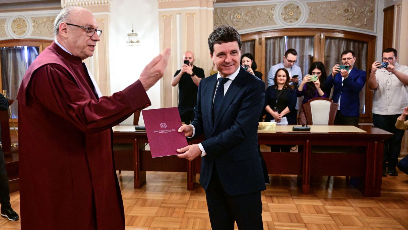 Románia elzárja a nyilvánosságot a politikusok vagyonától