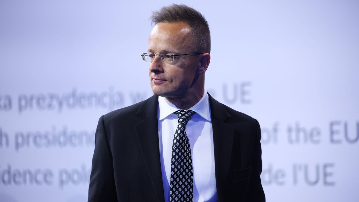 Szijjártó Péter: Együtt küzdünk a brüsszeli javaslat ellen