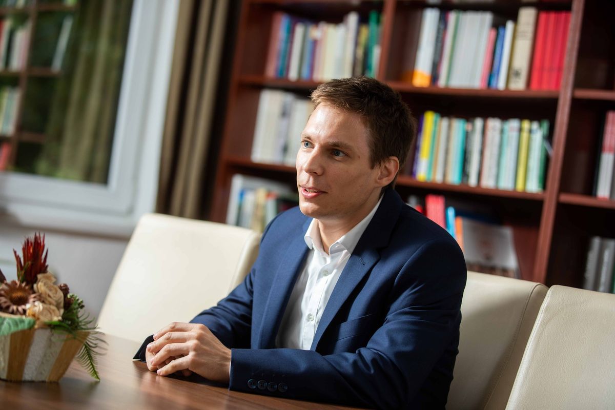 Brüsszel új tervével végleg megszűnhet az orosz gázimport. Hortay Olivér szerint ez megduplázná az árakat és mélyítené a válságot.
