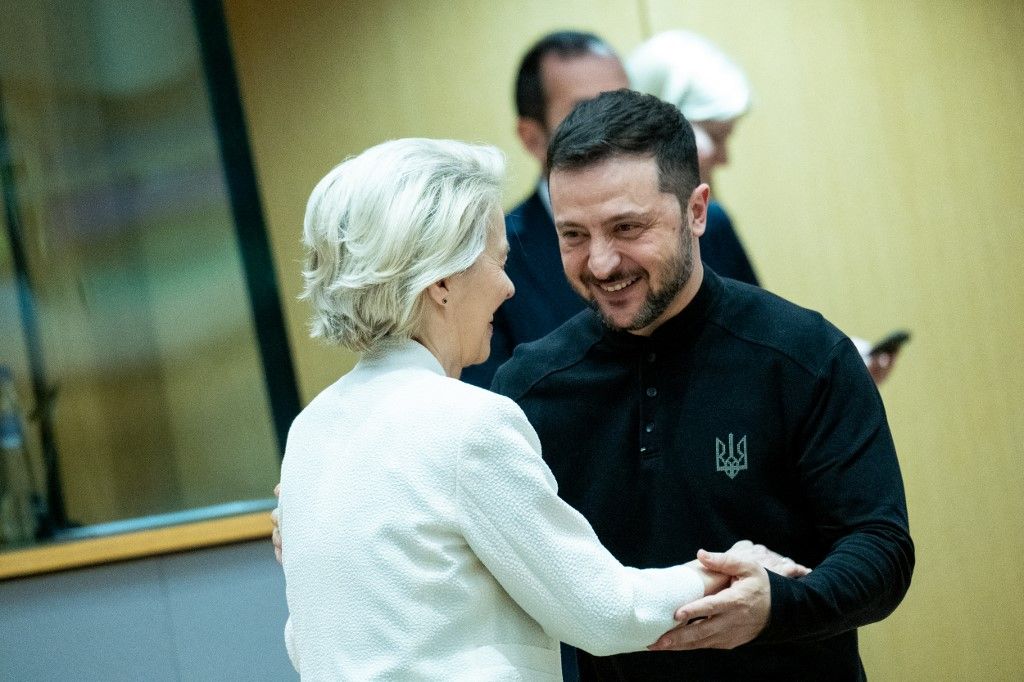President of the European Commission URSULA VON DER LEYEN and President of Ukraine Volodymyr Zelenskyy (or Zelensky) at the summit of Heads of State and Government of the European Union at the European Council in Brussels in Belgium on 6th of March 2025. EU leaders debated the war in Ukraine and European defence in conjunction with NATO to protect against Russia. (Photo by Martin Bertrand / Hans Lucas / Hans Lucas via AFP)