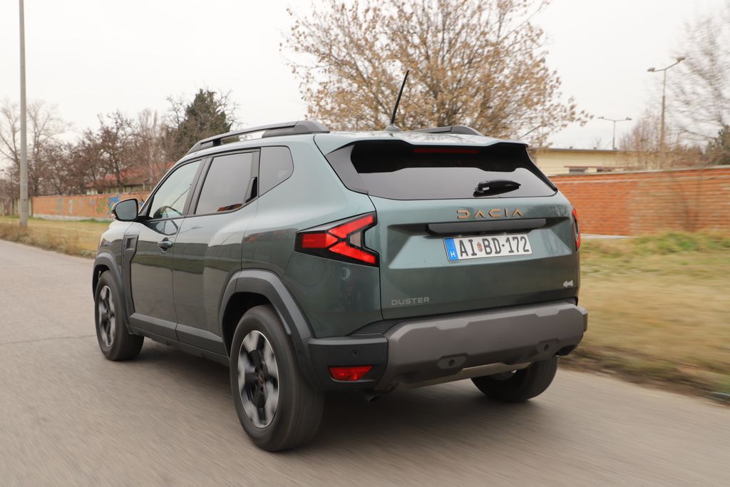 Dacia Duster - Suzuki S-Cross összehasonlító teszt