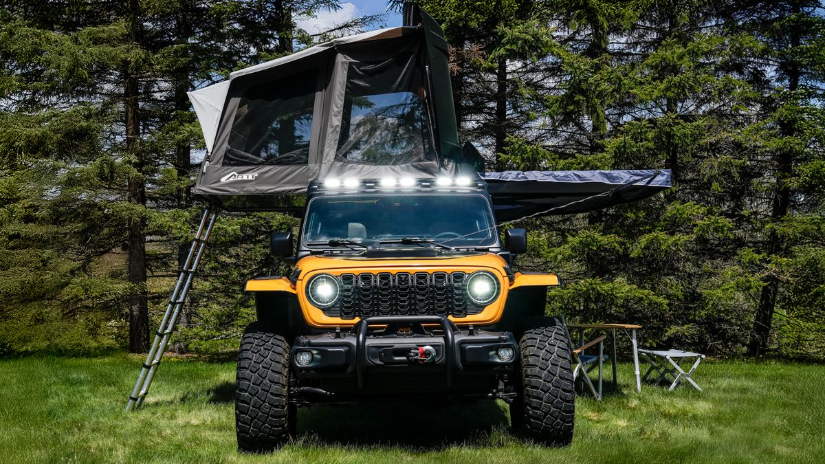 Az utastérből is megközelíthető a Jeep tetősátor