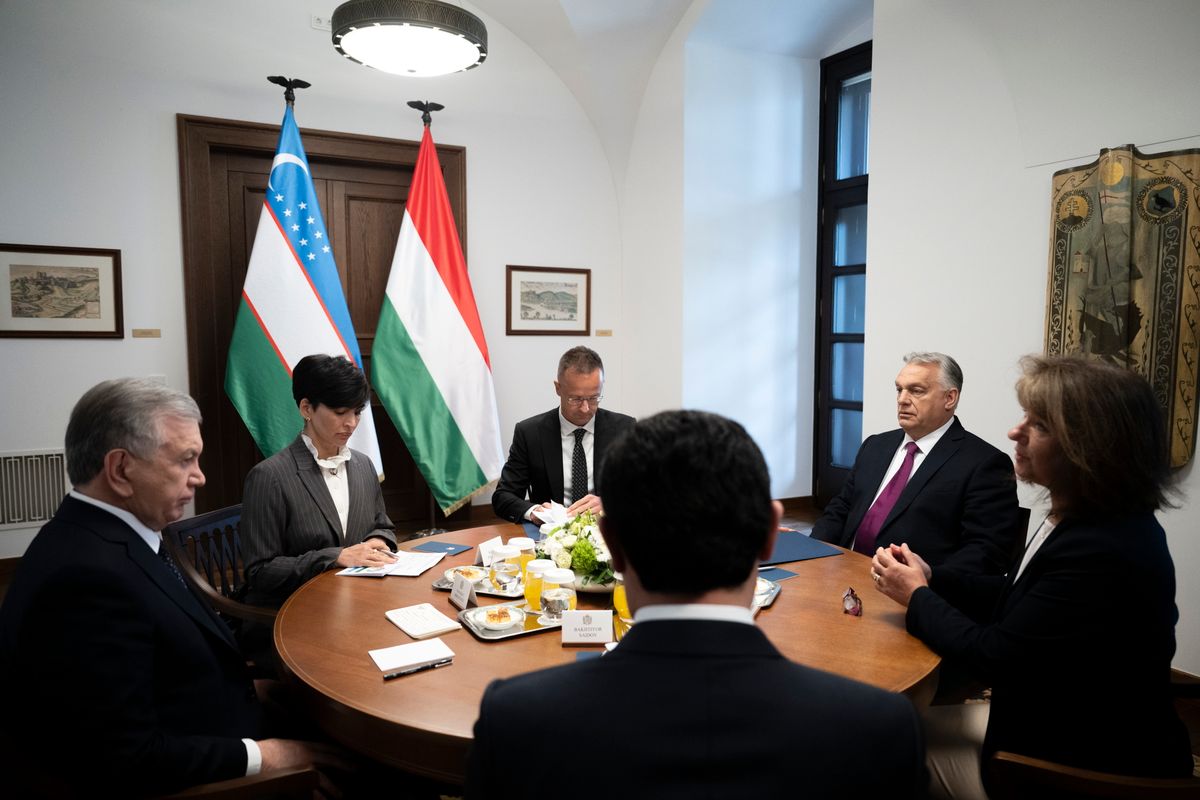 Szijjártó Péter a magyar–üzbég együttműködésről beszélt
