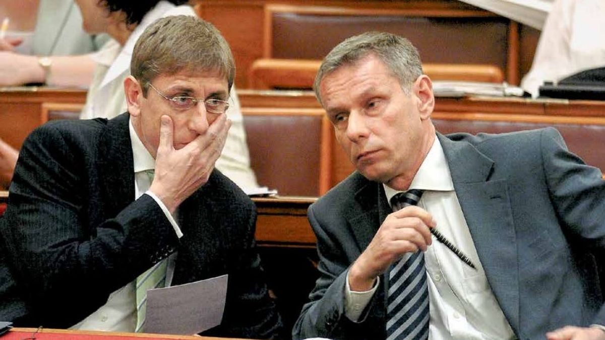 Gyurcsány útja a lemondásig 3. rész – Titkosszolgálati háttércsapat