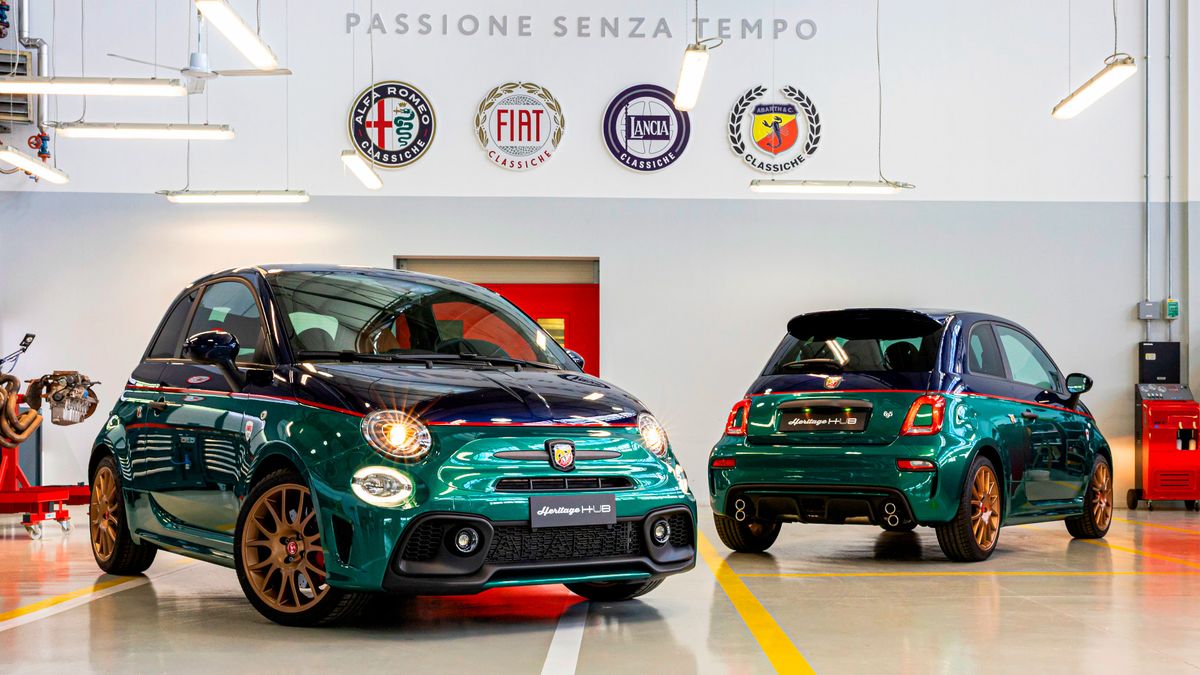 Bár az Abarth 695 már hónapok óta halott, azért készül még belőle egy limitált széria