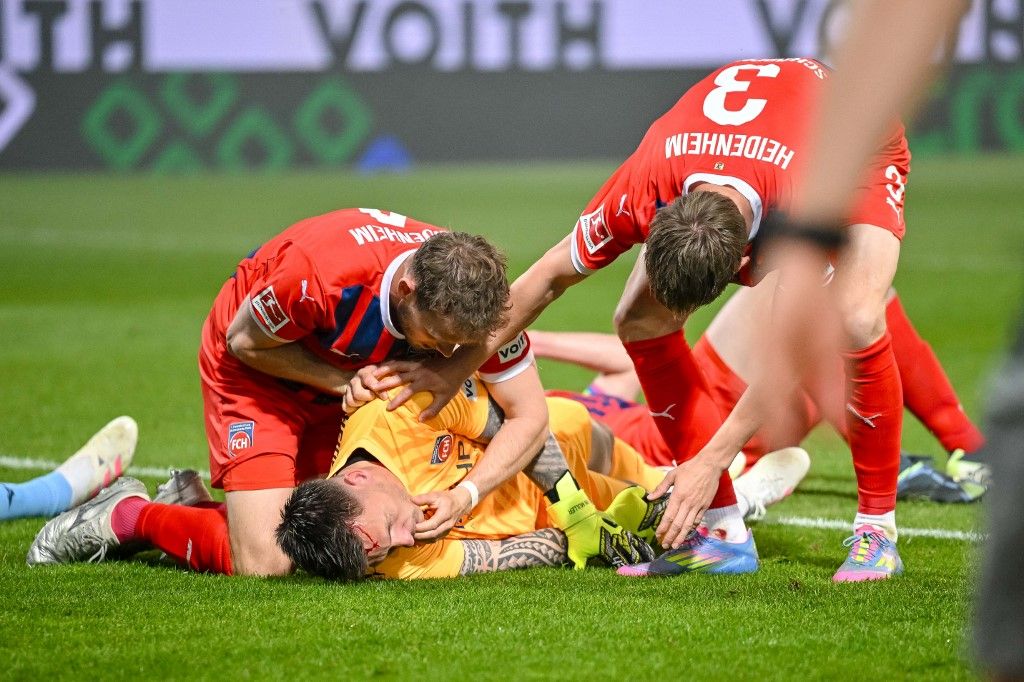 Csapattársa próbálta kihúzni az eszméletlen Kevin Müller nyelvét