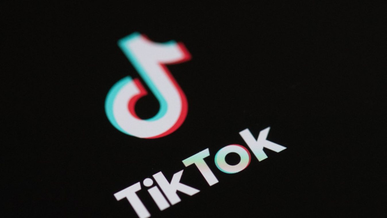 A TikTok közösségi háló logója (Fotó: AFP)