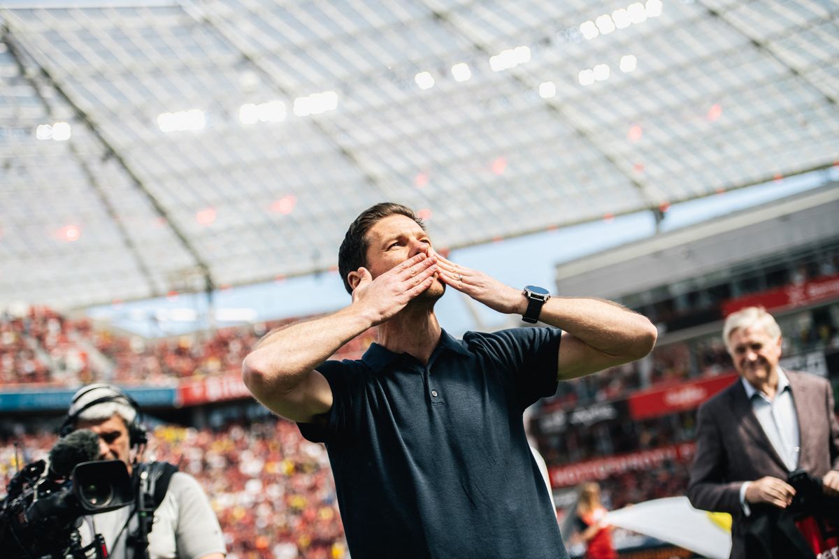 Felejthetetlen partit csaptak a Bayer Leverkusen-szurkolók Xabi Alonsónak.