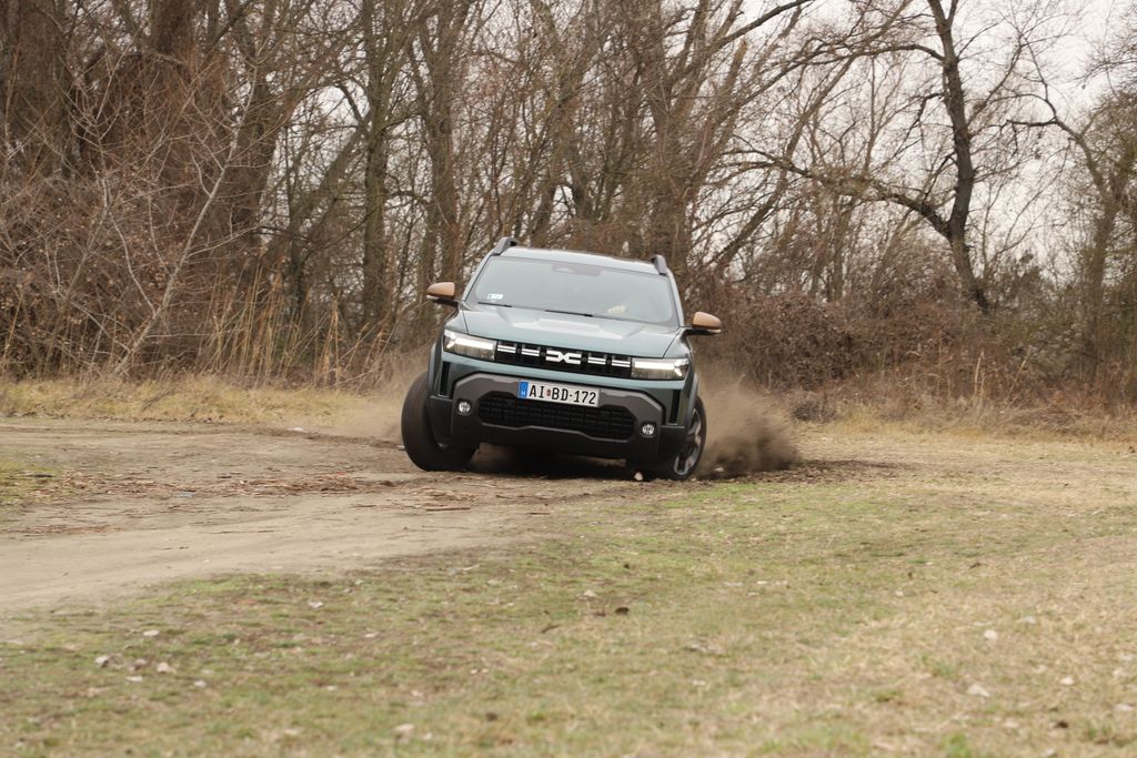 Dacia Duster - Suzuki S-Cross összehasonlító teszt