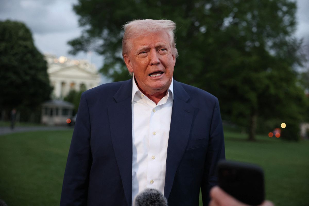 Donald Trump a Fehér Ház kertjében kérdésekre válaszolt.