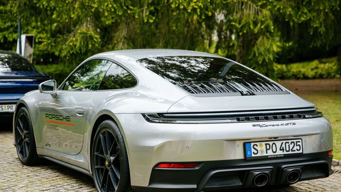 Porsche 911