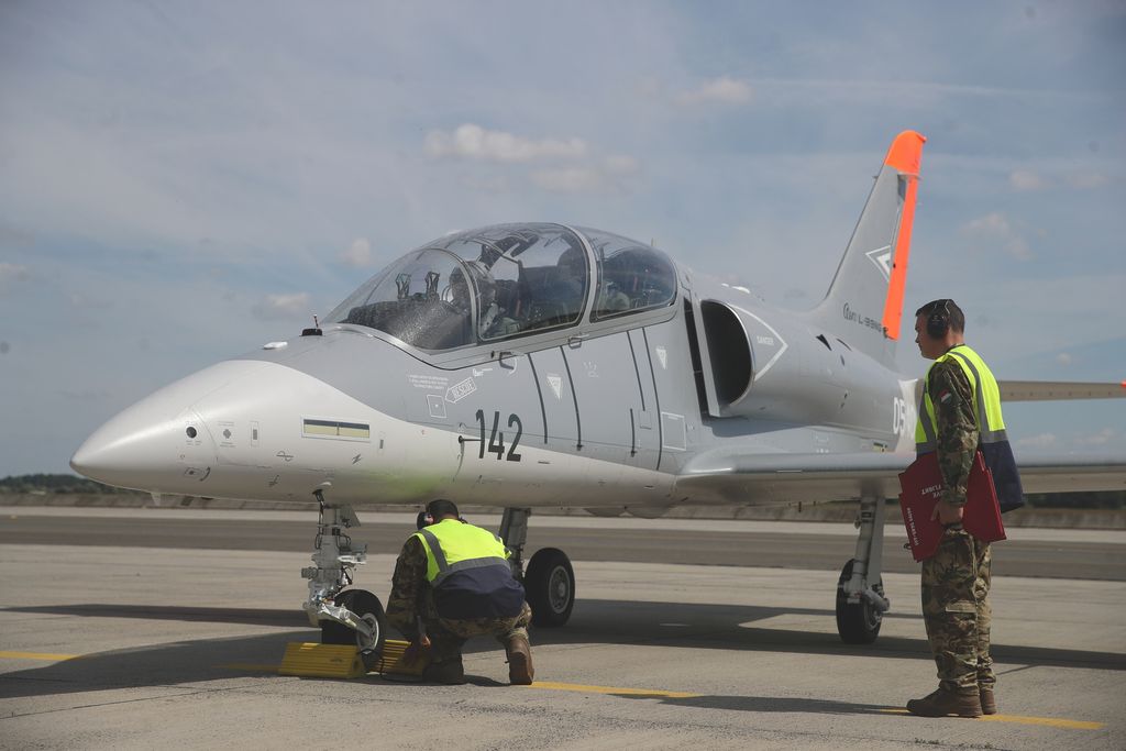 L-39 Skyfox