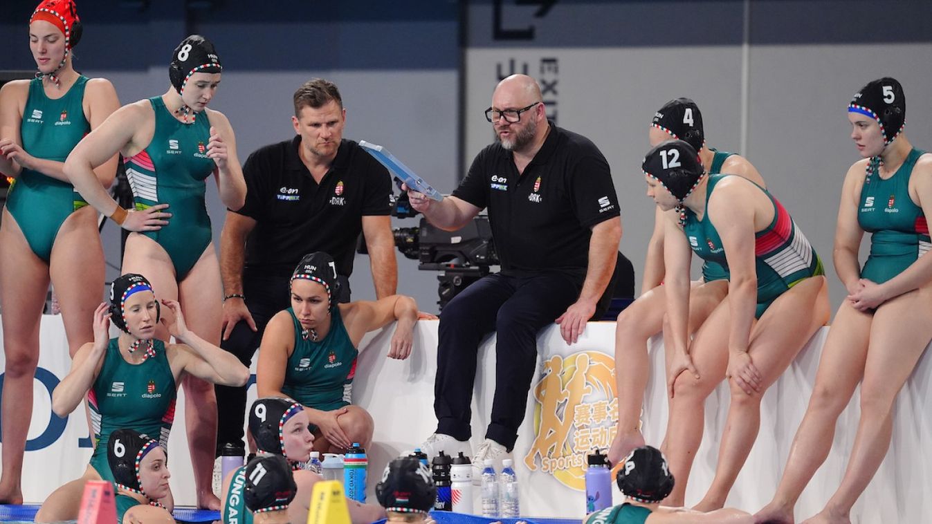 Cseh Sándor, a női vízilabda-válogatott szövetségi kapitánya új csapatot épít a Los Angeles-i olimpiára