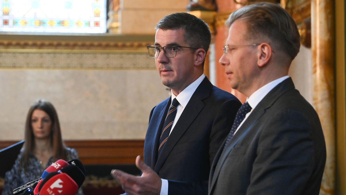Sakk-matt a balliberálisoknak: a Fidesz-frakció támogatja az átláthatósági törvényjavaslatot